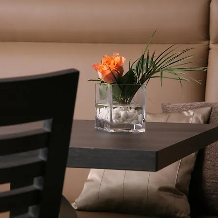 Parmentier Hotel 3*
